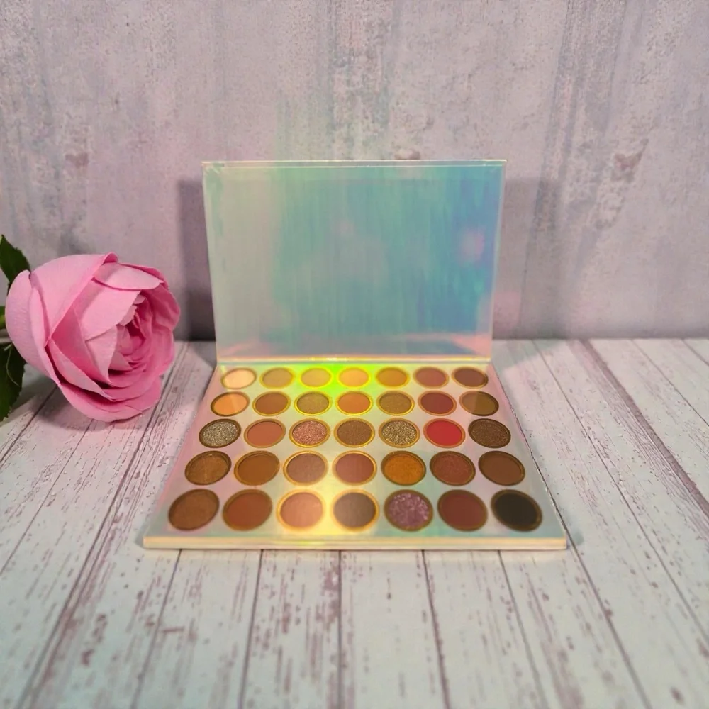 👑 Dazzle On A Dime Eyeshadow Palette By Mavretic Cosmetics